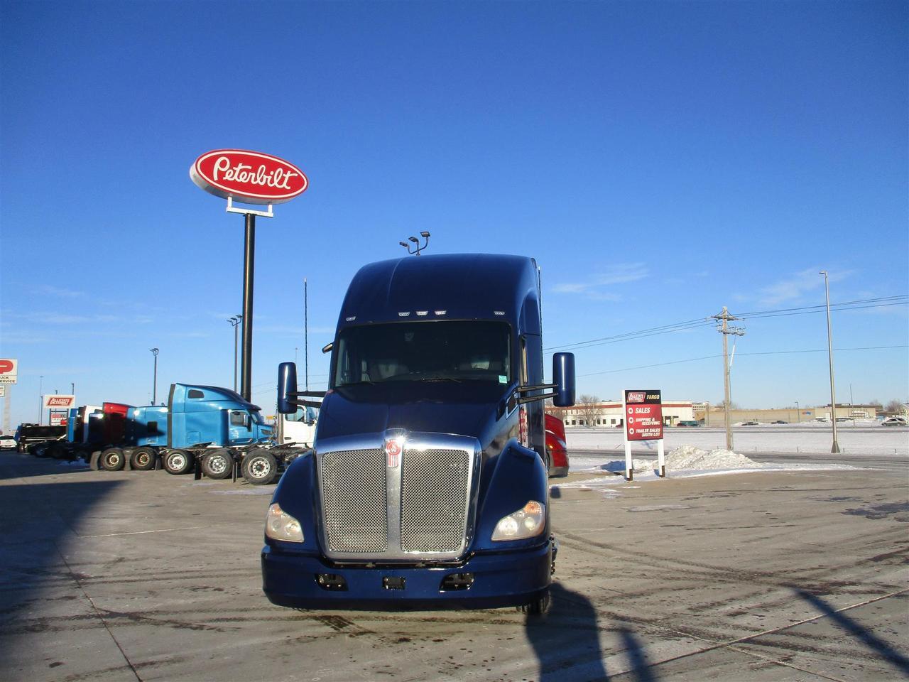 2022 Kenworth T680