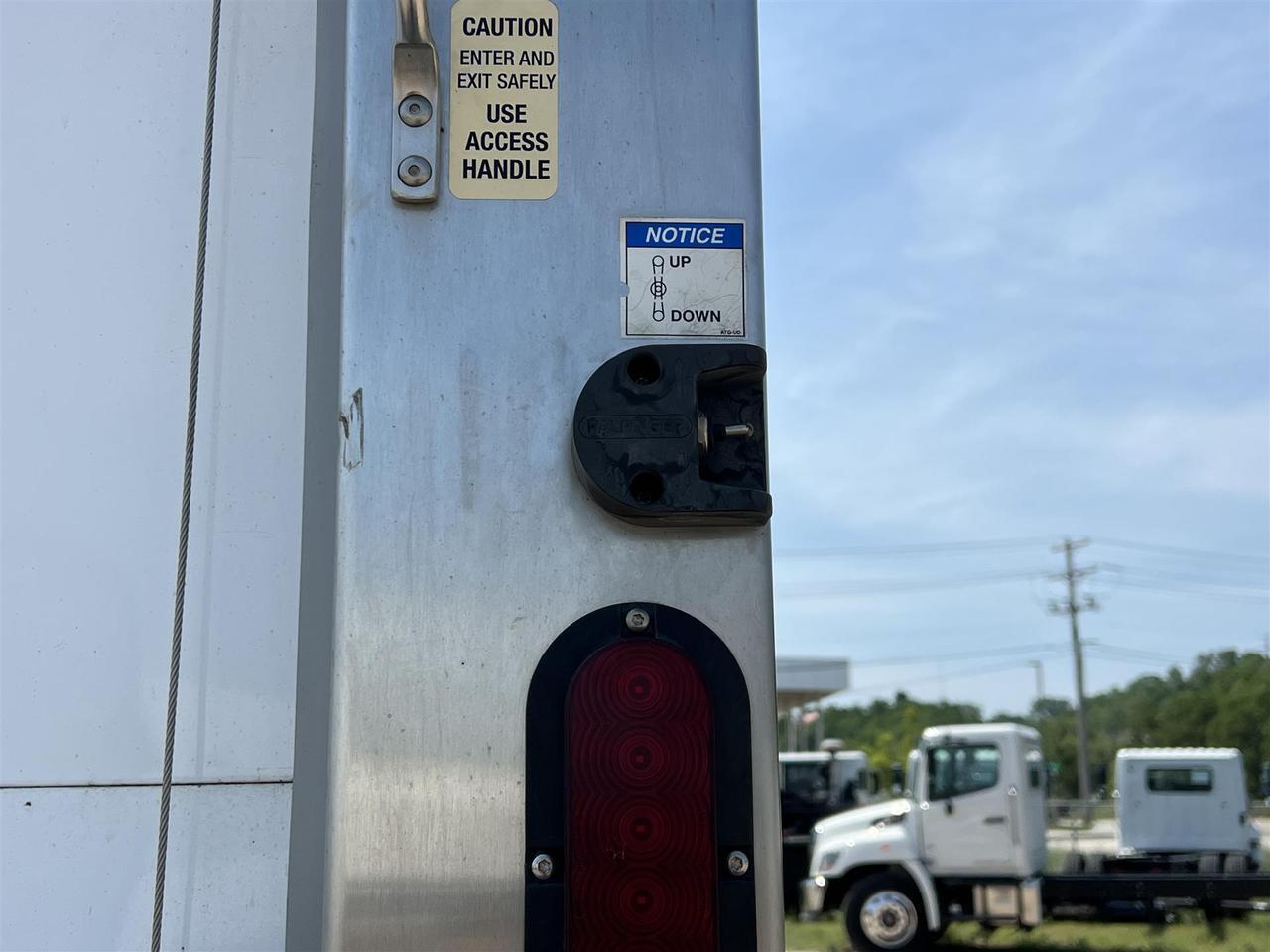 2022 Peterbilt 337 in Fargo, ND — photo 9