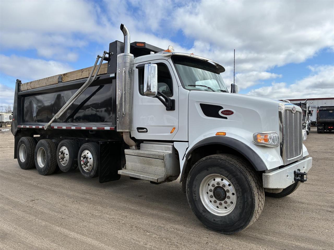 2022 Peterbilt 567 in Eau Claire, WI — photo 6