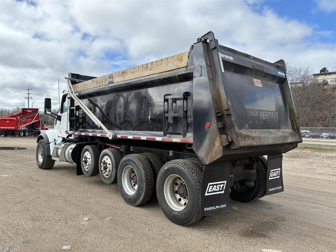 2022 Peterbilt 567 in Eau Claire, WI — photo 3