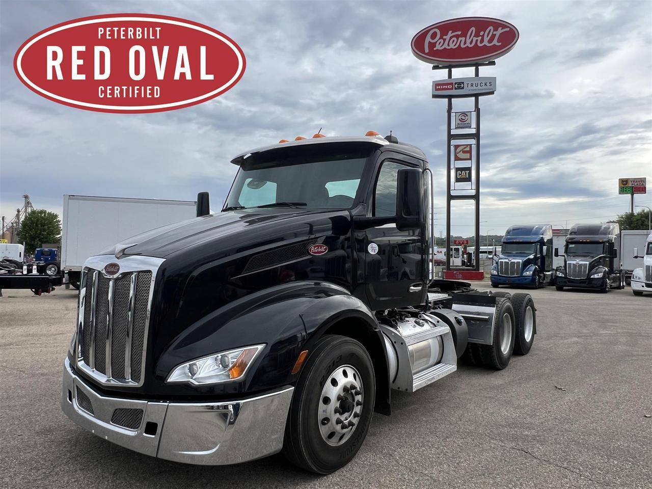 2022 Peterbilt 579 in South St. Paul, MN — photo 12