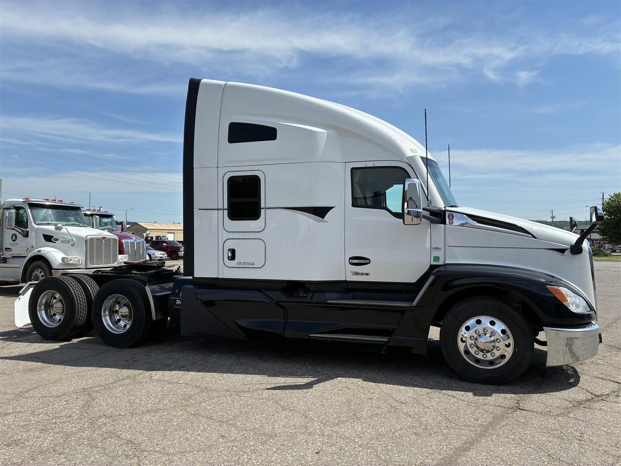 2023 Kenworth T680 in South St. Paul, MN — photo 6