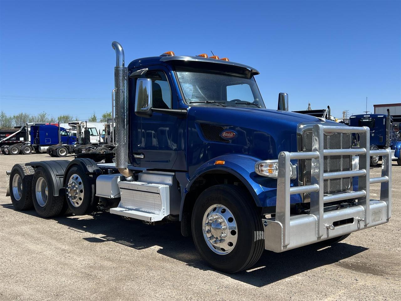 2023 Peterbilt 567 in Eau Claire, WI — photo 7