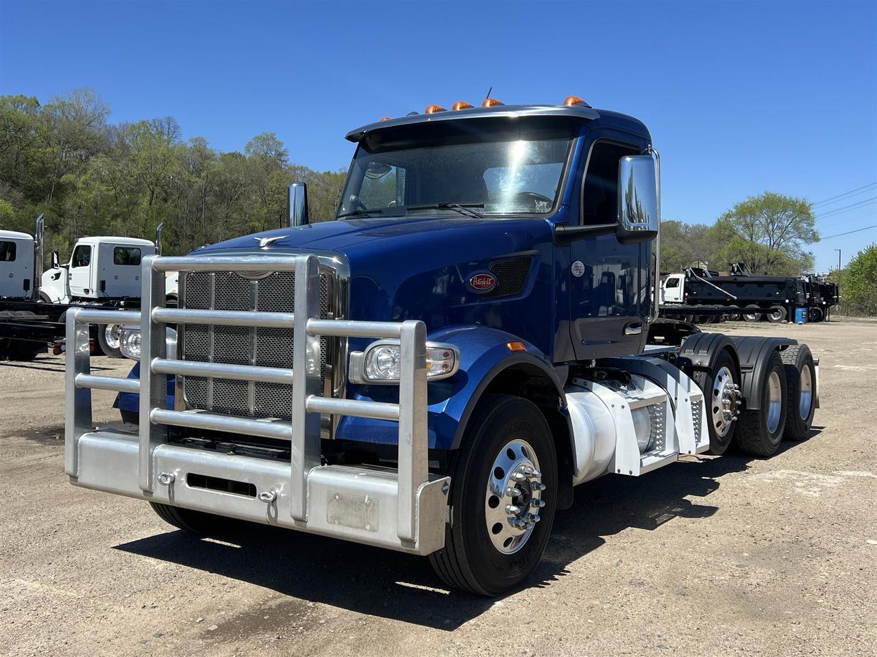 2023 Peterbilt 567 in Eau Claire, WI — photo 12
