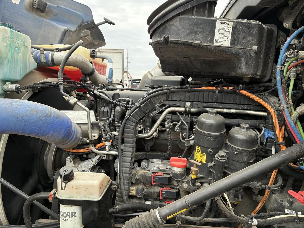 2023 Peterbilt 567 in Fargo, ND — photo 8