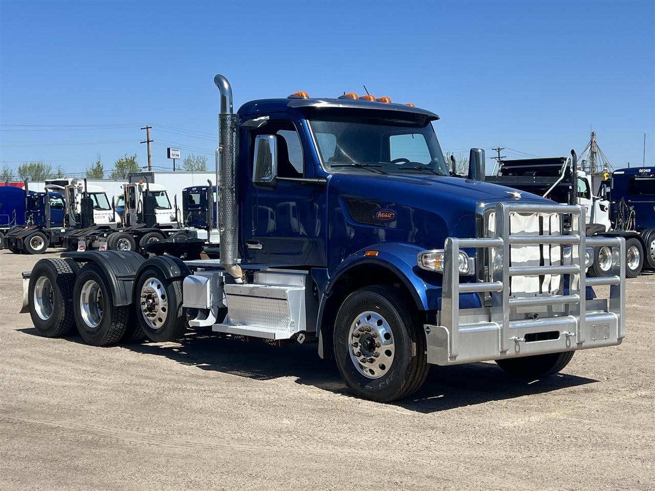 2023 Peterbilt 567 in South St. Paul, MN — photo 8