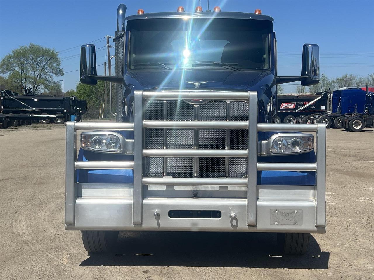 2023 Peterbilt 567 in South St. Paul, MN — photo 8