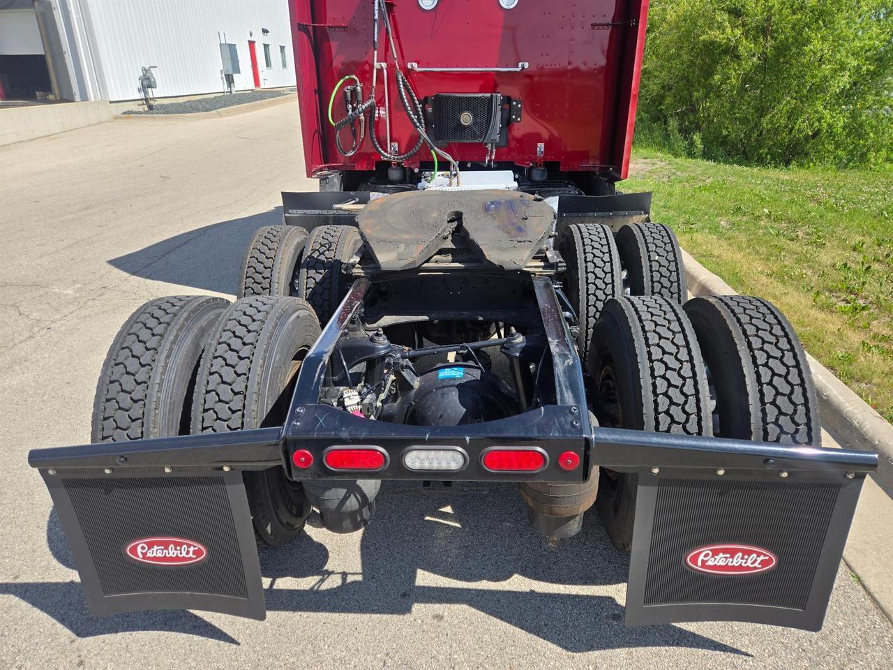 2023 Peterbilt 579 in Rochester, MN — photo 5