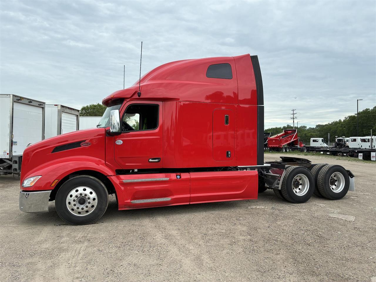 2023 Peterbilt 579