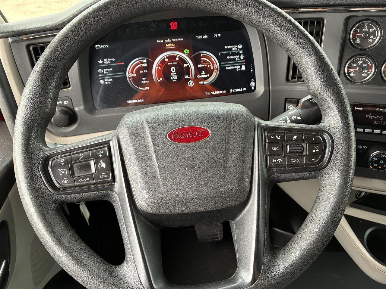 2023 Peterbilt 579 in South St. Paul, MN — photo 10