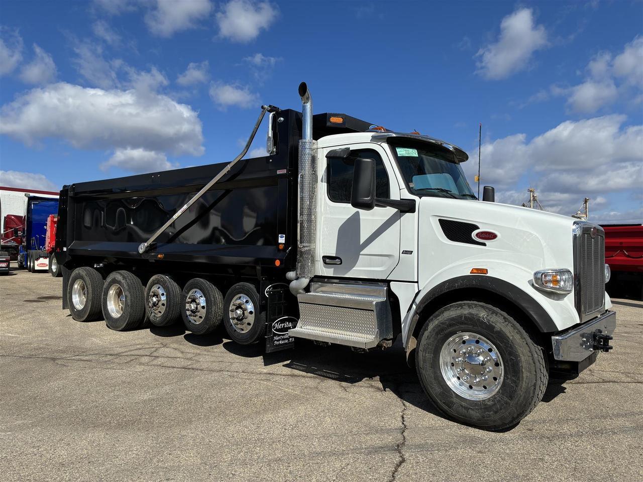 2025 Peterbilt 567 in South St. Paul, MN — photo 5
