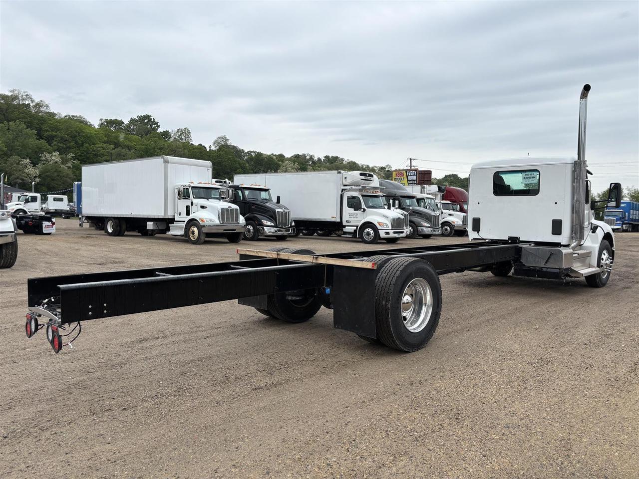 2026 Peterbilt 536 in South St. Paul, MN — photo 2