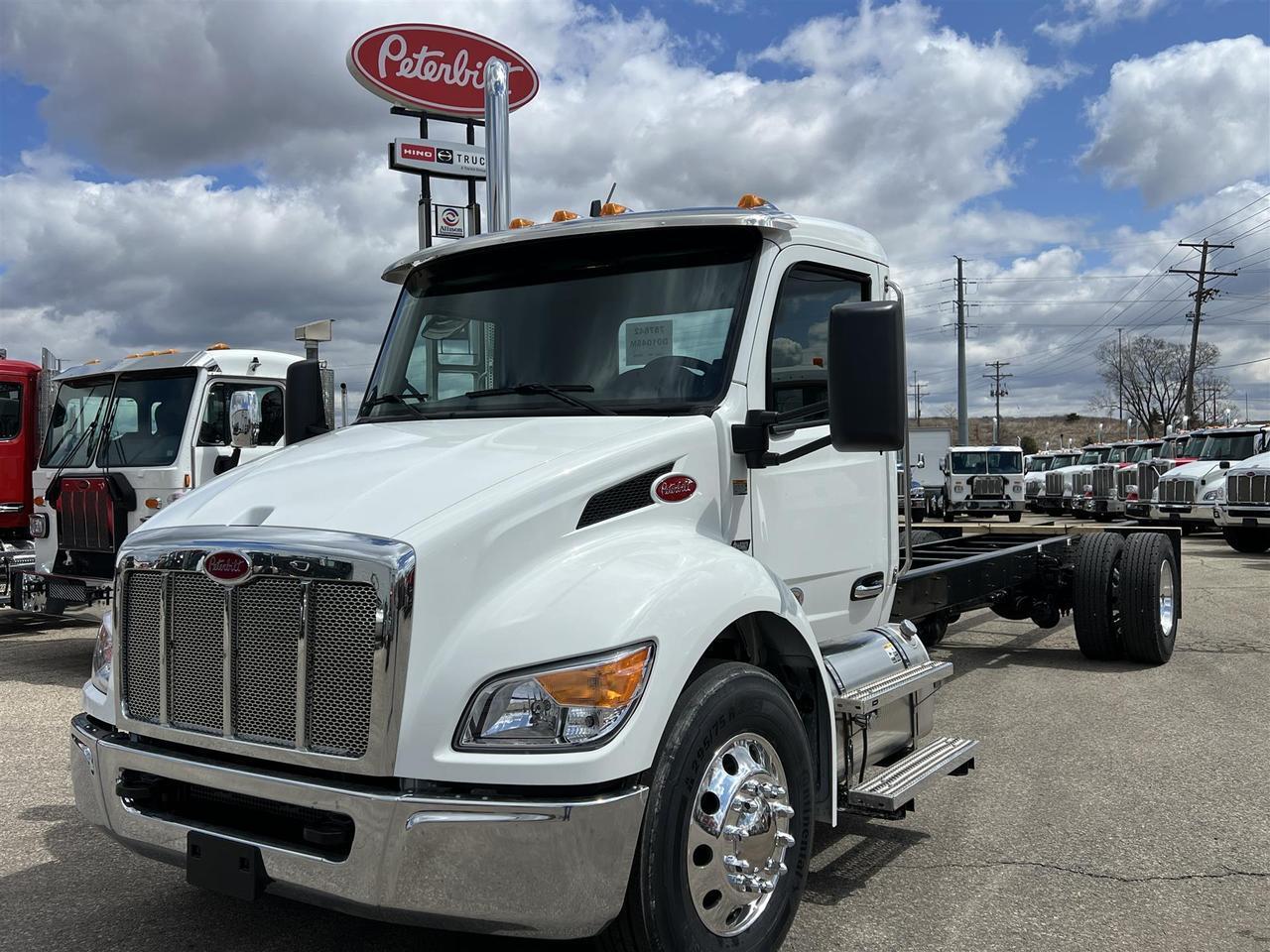 2026 Peterbilt 536 in Fargo, ND — photo 10