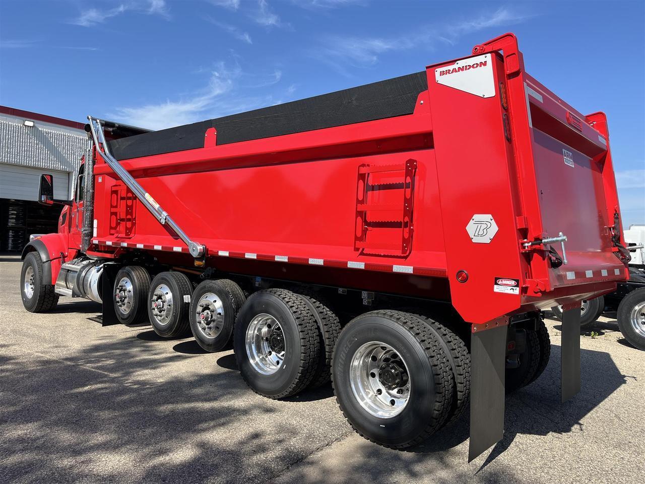 2026 Peterbilt 567 in Rochester, MN — photo 2