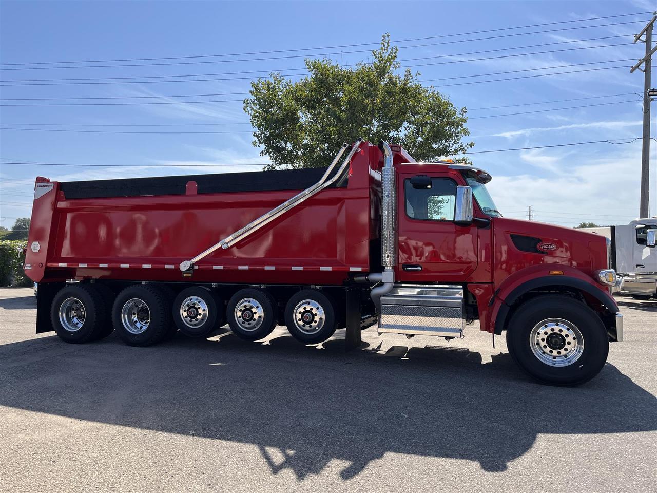 2026 Peterbilt 567 in Rochester, MN — photo 4