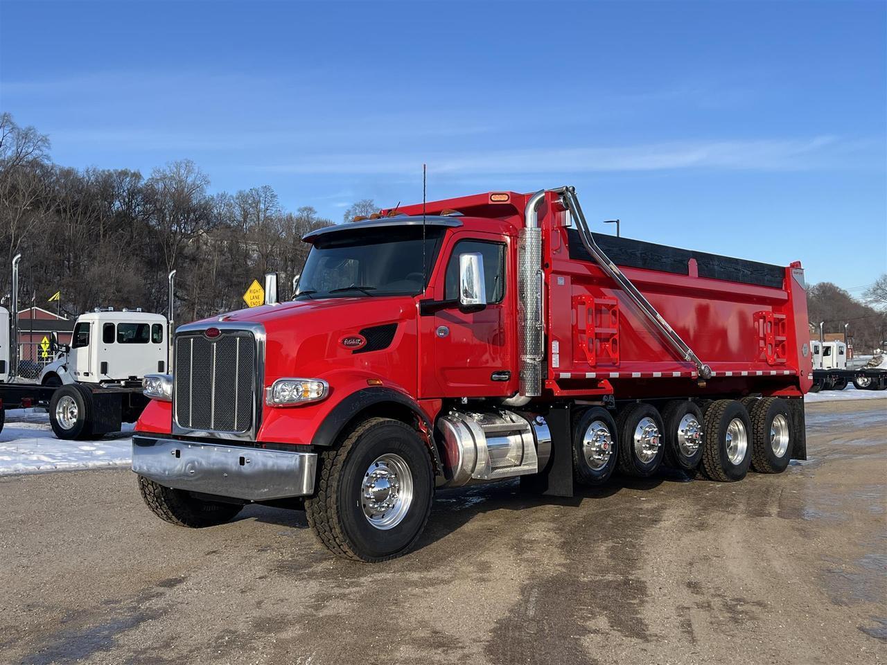 2026 Peterbilt 567 in South St. Paul, MN — photo 12