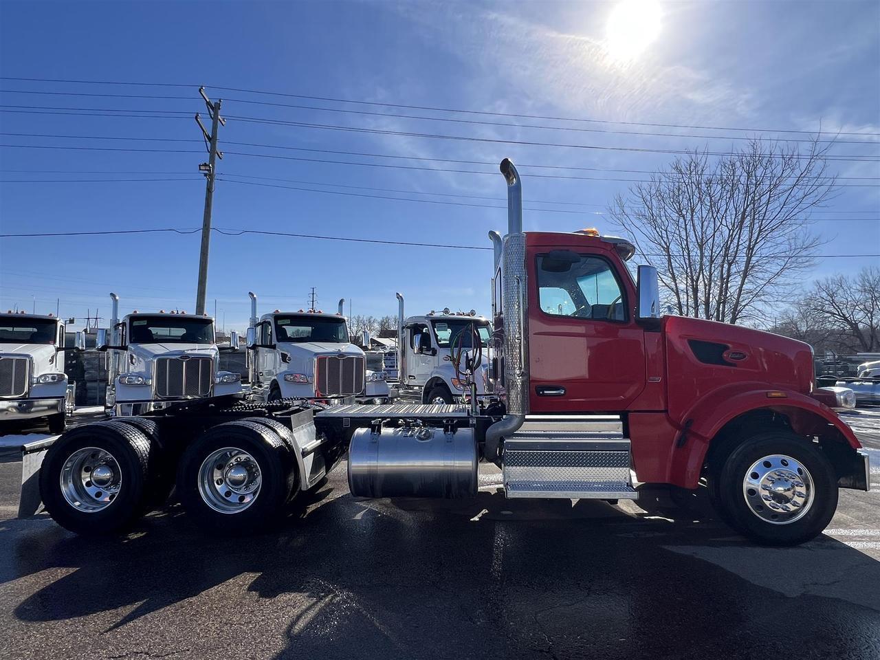 2026 Peterbilt 567 in South St. Paul, MN — photo 4