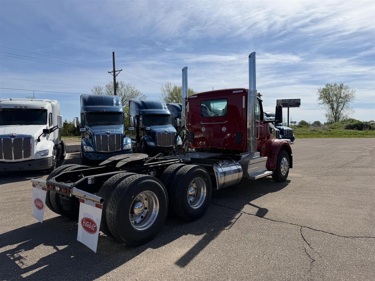 2027 Peterbilt 567 in Eau Claire, WI — photo 3