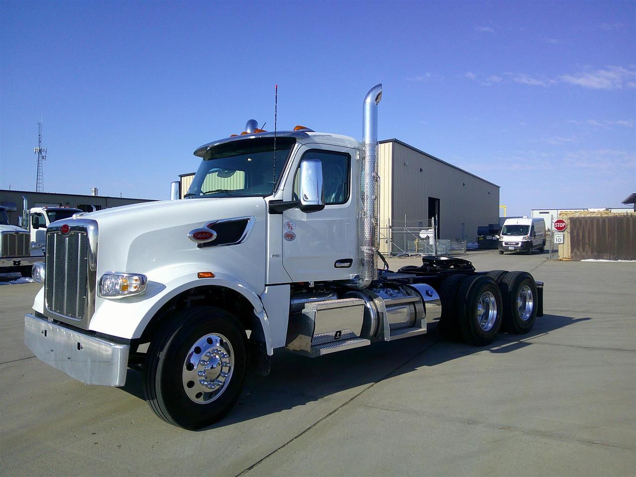 2027 Peterbilt 567 in Fargo, ND — photo 12