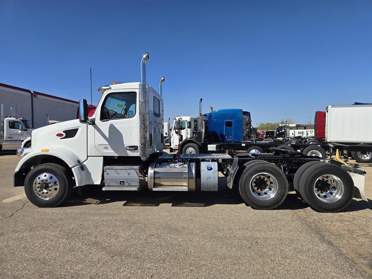 2027 Peterbilt 567 in South St. Paul, MN — photo 5