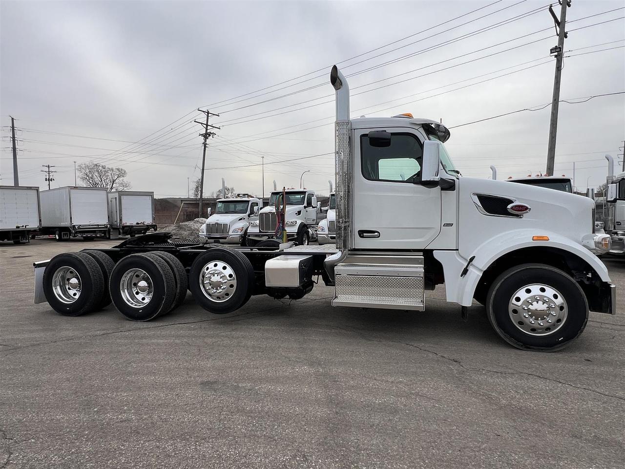 2027 Peterbilt 567 in South St. Paul, MN — photo 4