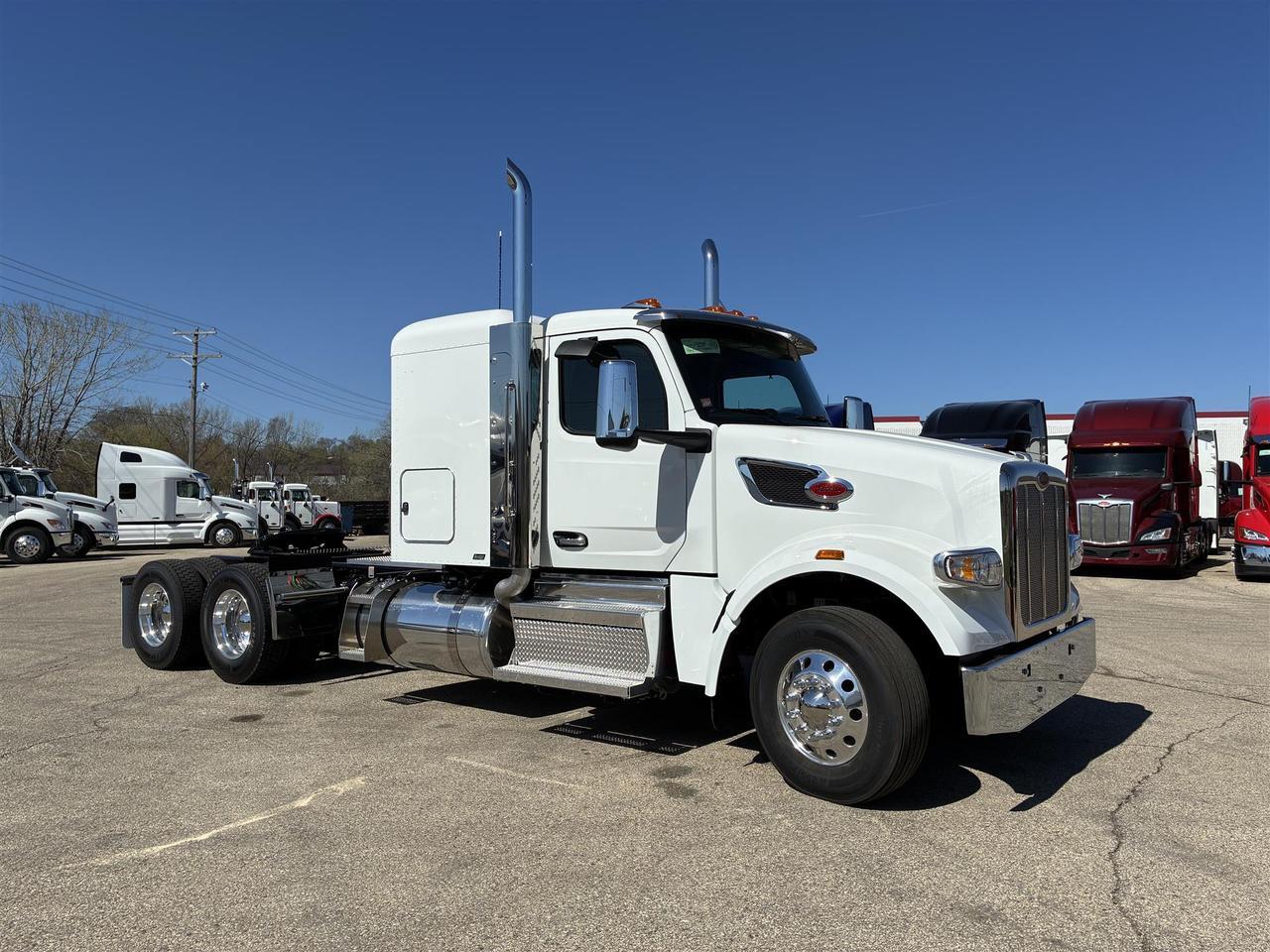 2027 Peterbilt 567 in South St. Paul, MN — photo 7