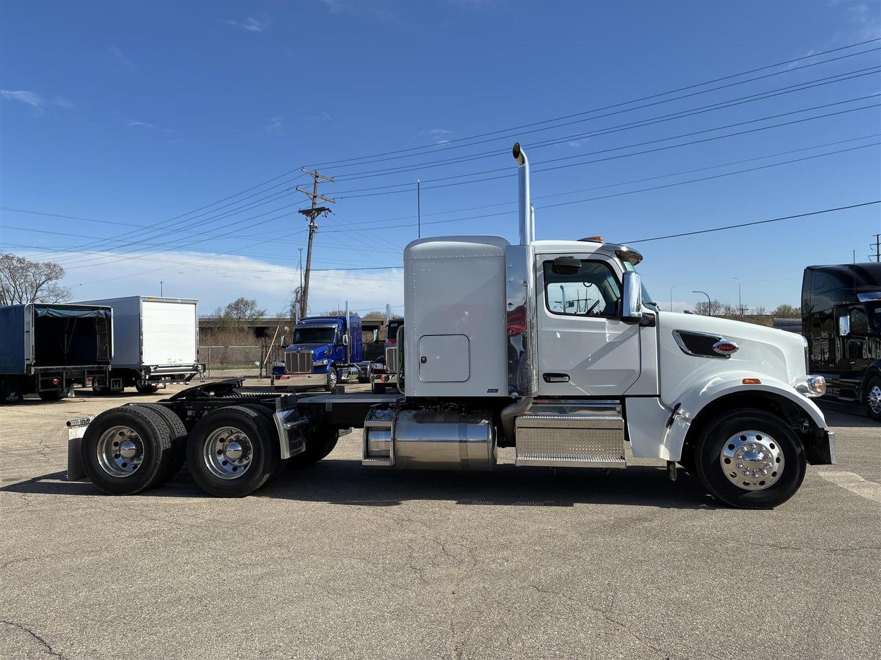 2027 Peterbilt 567 in South St. Paul, MN — photo 4