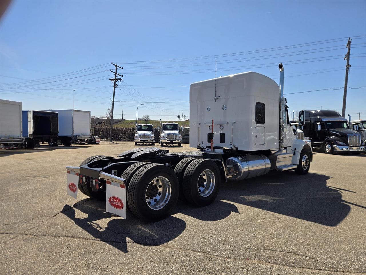2027 Peterbilt 567 in South St. Paul, MN — photo 4