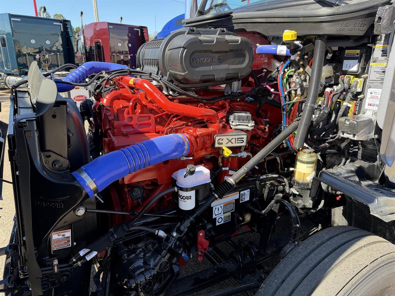 2027 Peterbilt 579 in Eau Claire, WI — photo 5
