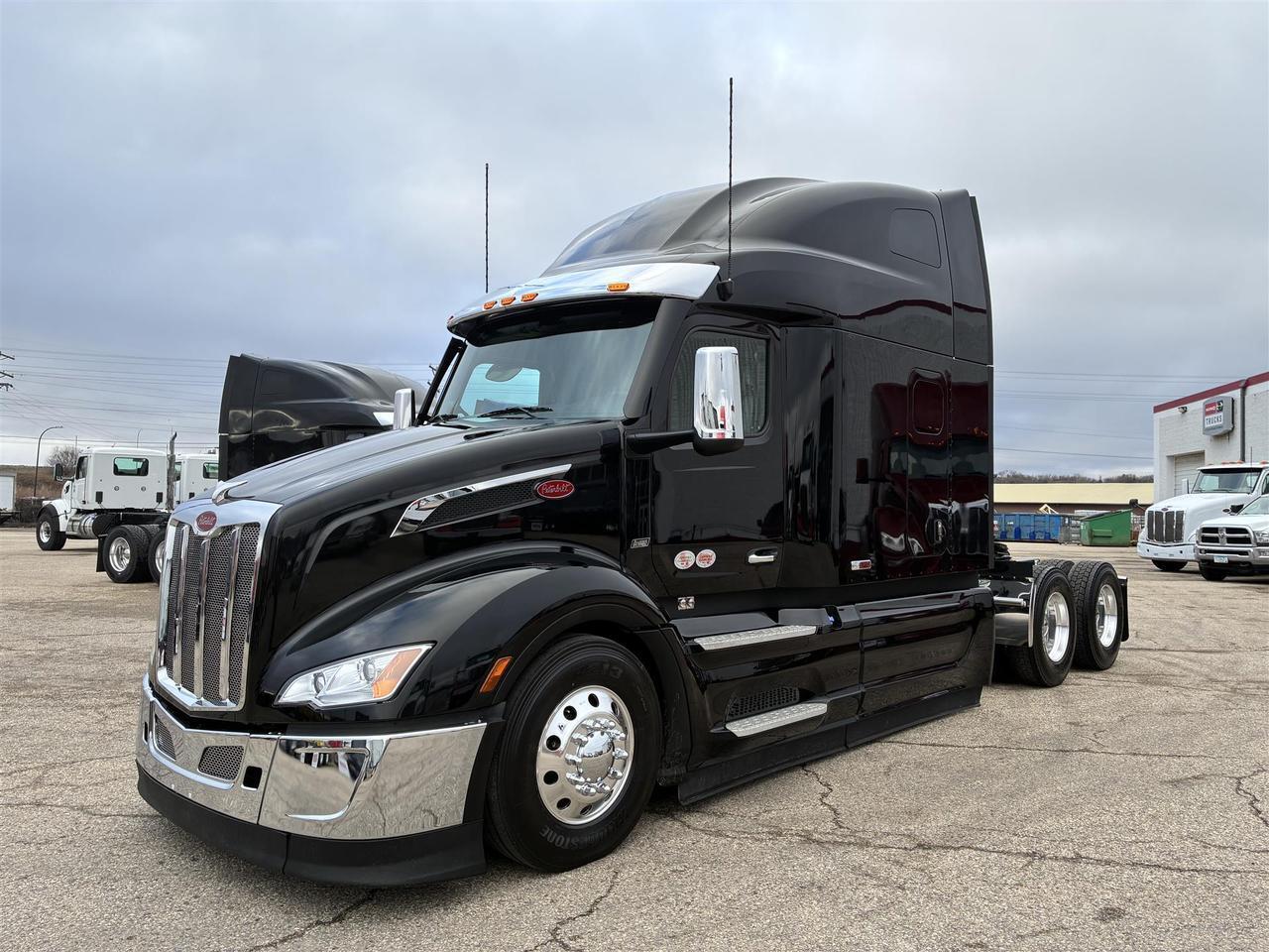 2027 Peterbilt 579 in Fargo, ND — photo 12