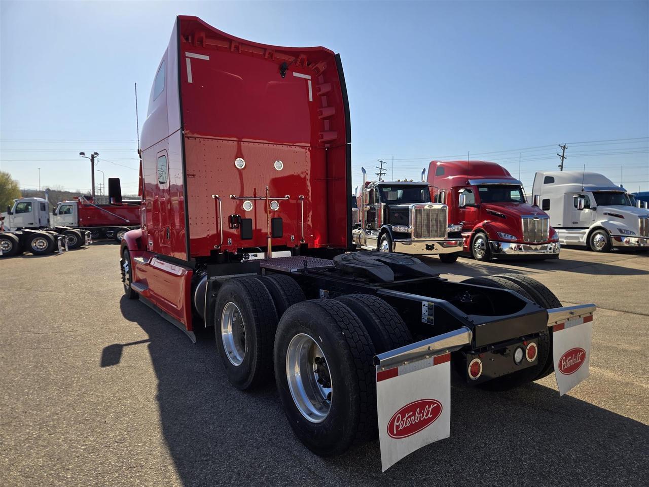 2027 Peterbilt 579 in South St. Paul, MN — photo 6