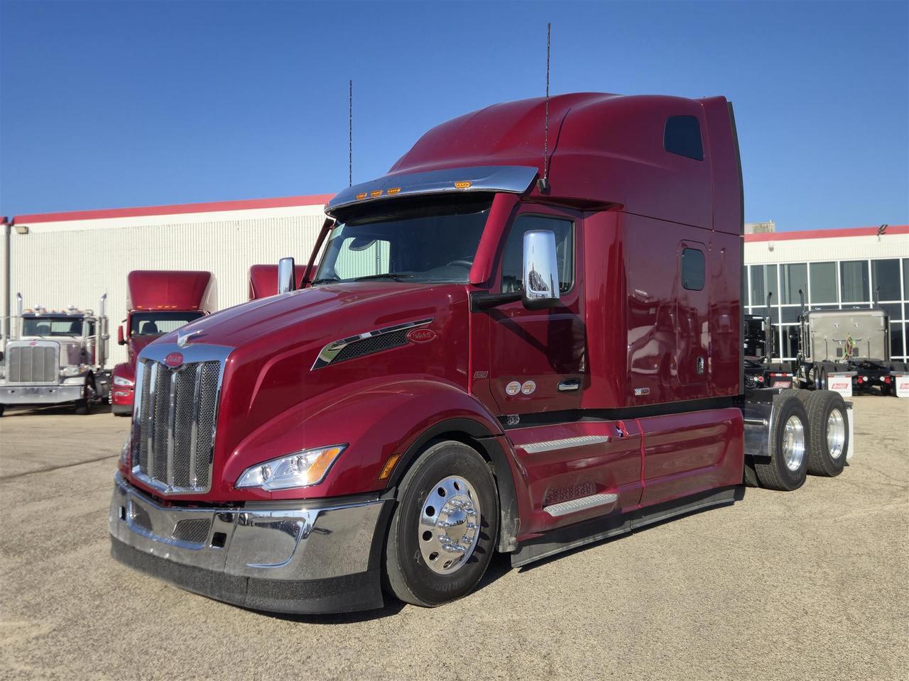2027 Peterbilt 579 in South St. Paul, MN — photo 12