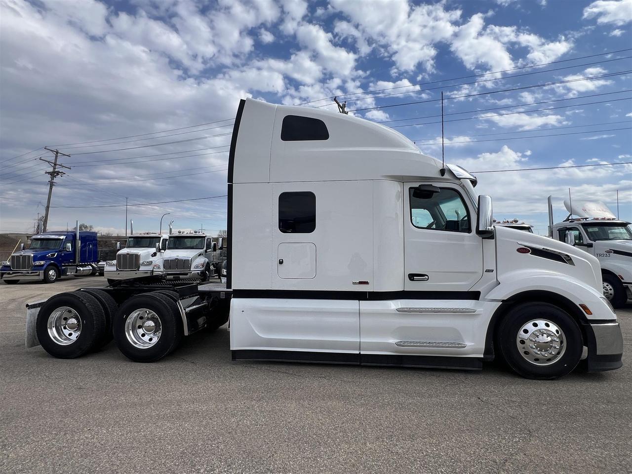 2027 Peterbilt 579 in South St. Paul, MN — photo 5