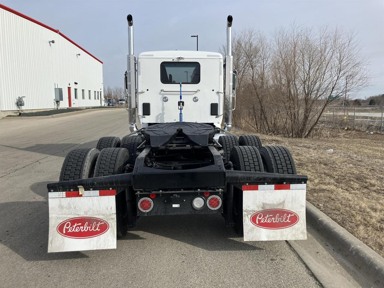 2027 Peterbilt 589 in Rochester, MN — photo 5