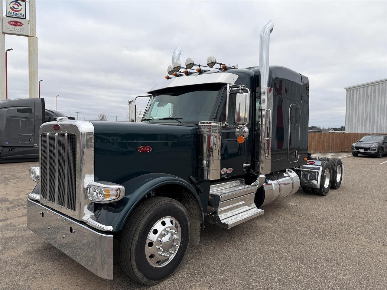 2027 Peterbilt 589 in Eau Claire, WI — photo 12