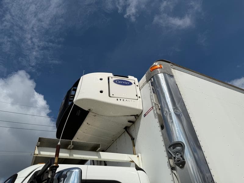 2018 Freightliner M2 106 in Cincinnati, OH — photo 6