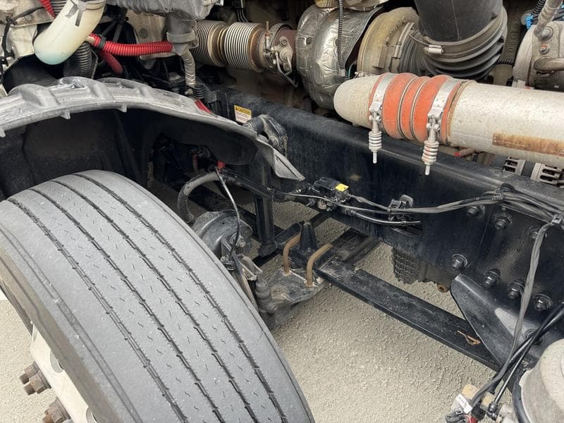 2024 Freightliner Cascadia in Columbus, OH — photo 12