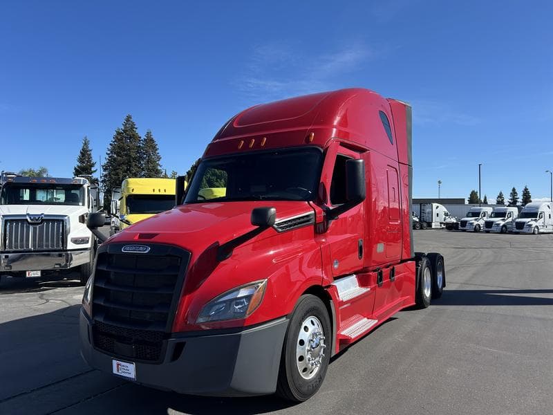 2022 Freightliner Cascadia