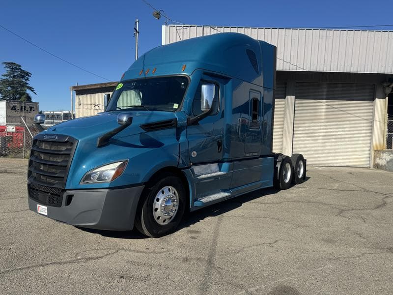 2022 Freightliner Cascadia