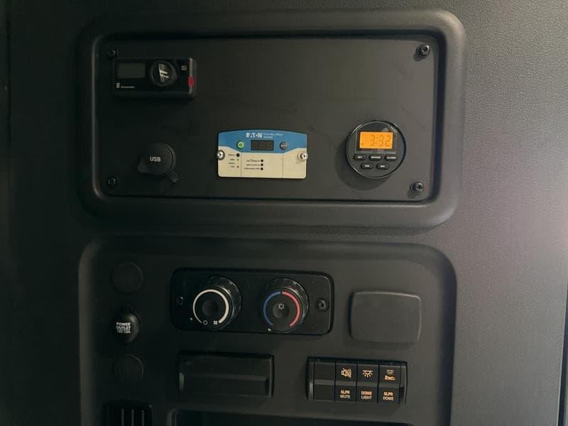 2026 Freightliner Cascadia in Pittsburgh, PA — photo 19