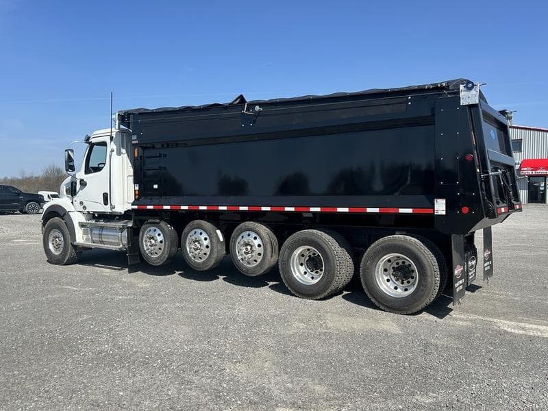 2027 Western Star 47X in Barkeyville, PA — photo 3