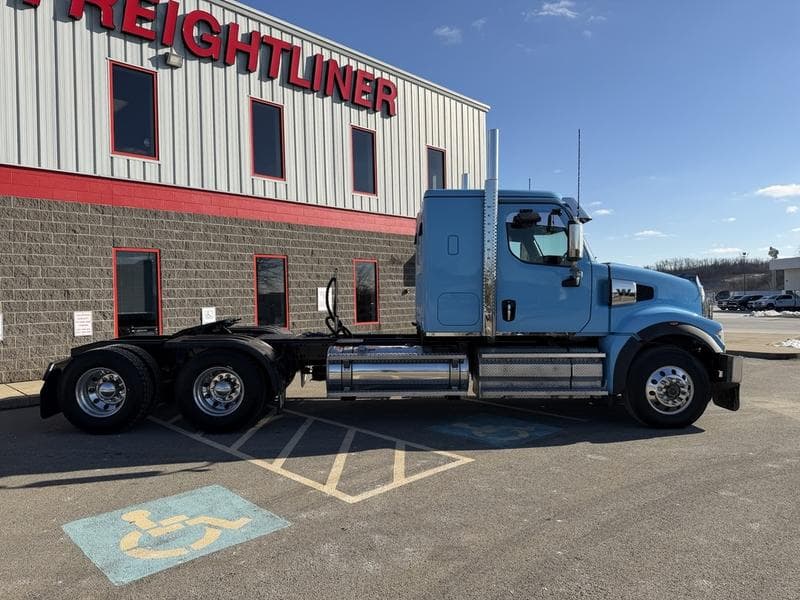 2025 Western Star 49X in Pittsburgh, PA — photo 4