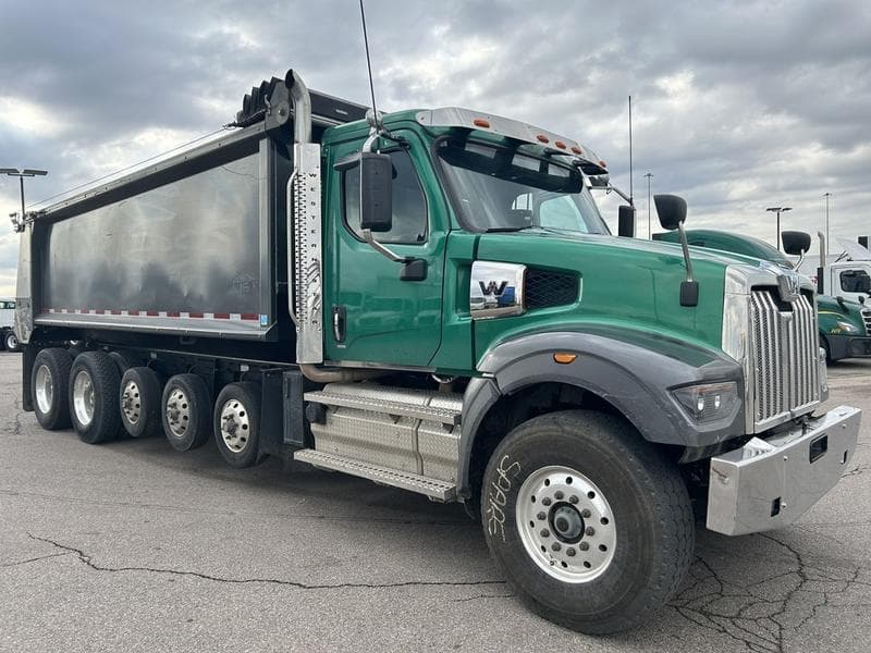 2022 Western Star 49X in Cincinnati, OH — photo 13