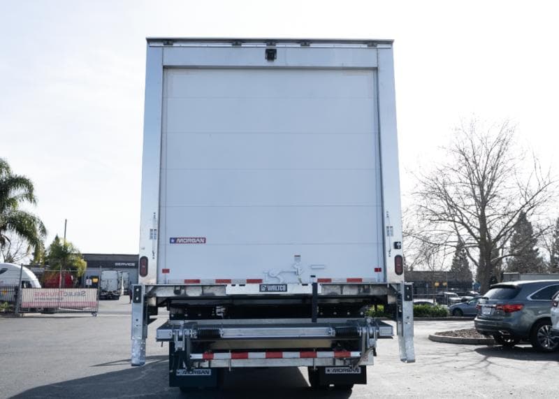 2024 Freightliner M2 106 in Sacramento — photo 6