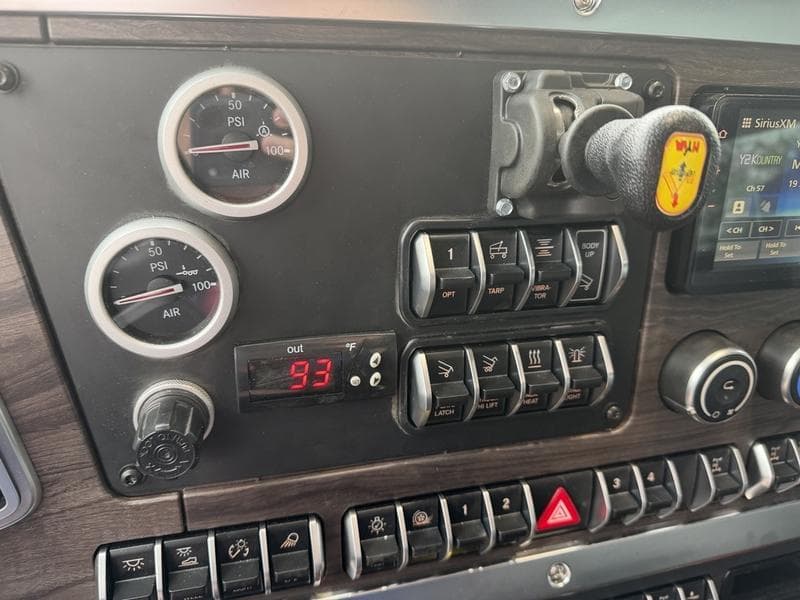 2026 Western Star 49X in Pittsburgh, PA — photo 17
