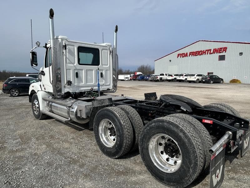 2026 Western Star 47X in Barkeyville, PA — photo 4