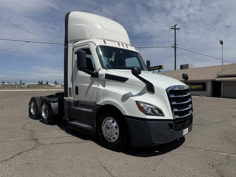 2021 Freightliner Cascadia