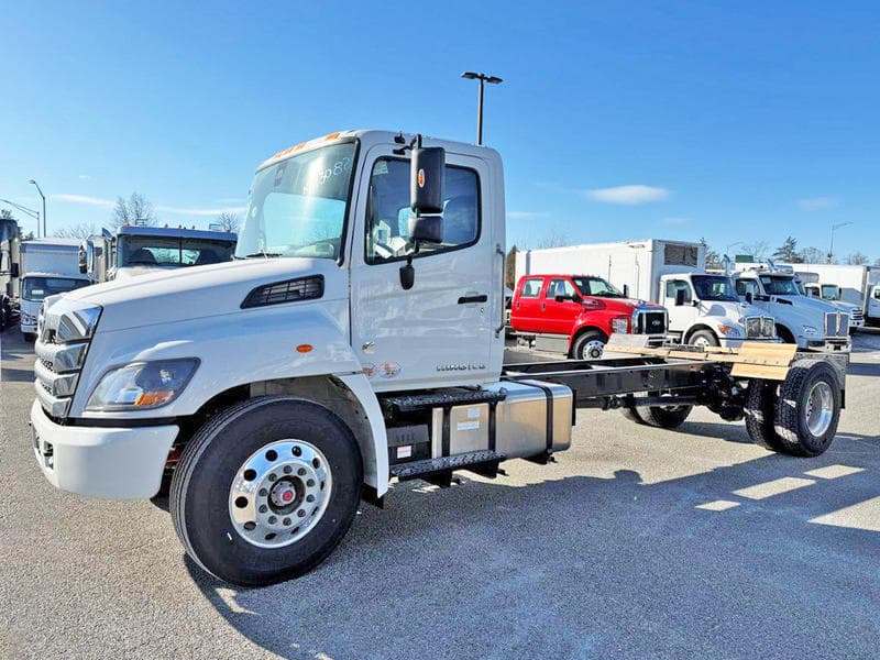 2025 Hino L6
