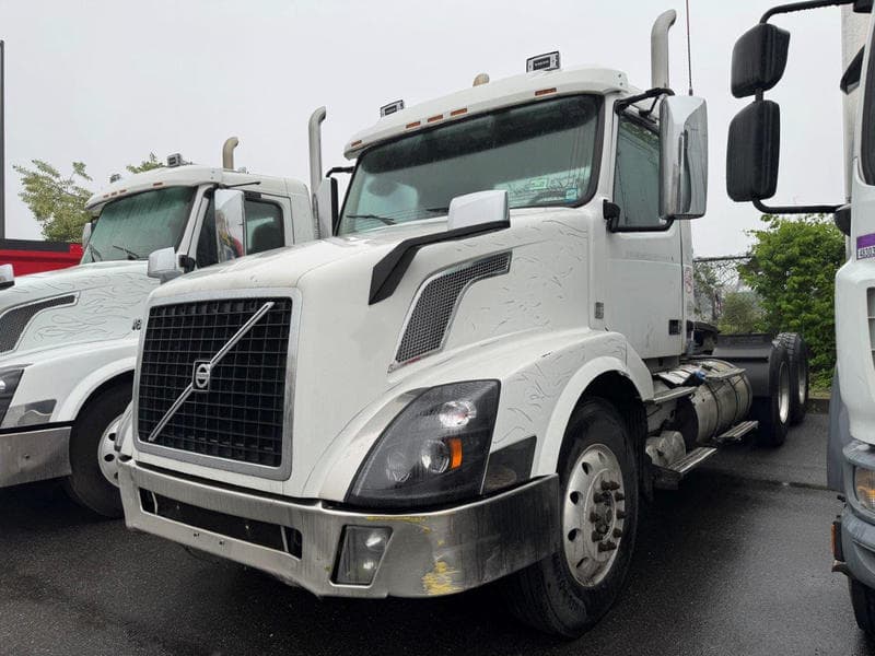 2018 Volvo VNL 300