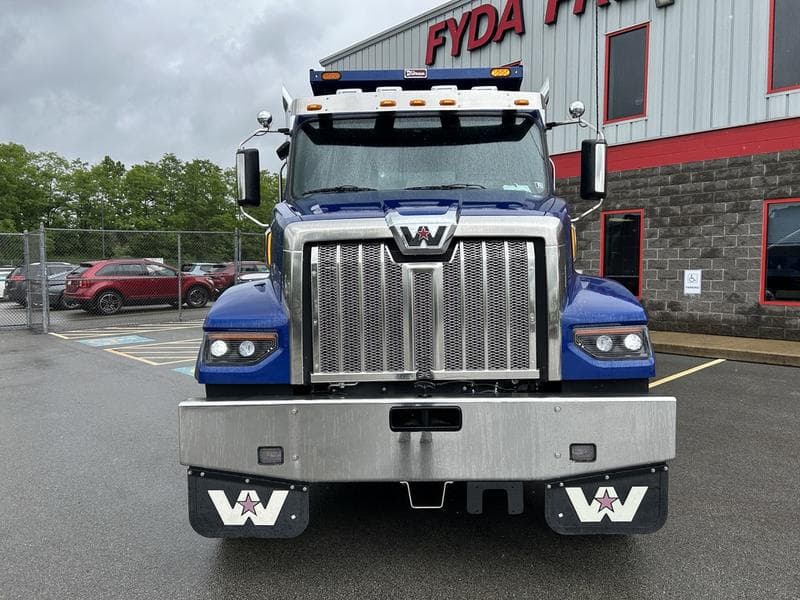 2025 Western Star 49X in Pittsburgh, PA — photo 10